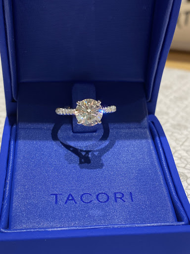 Jewelry Store «Jared The Galleria of Jewelry», reviews and photos, 10027 FM 1960 Bypass Rd E, Humble, TX 77338, USA