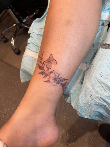 Explore tattoo sleeve ideas for women, creative tattoo ideas in New York, available at VICTORY TATTOO NYC