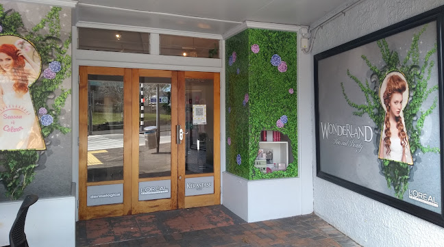 Reviews of Wonderland Hair and Beauty in Auckland - Beauty salon
