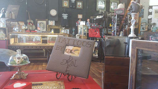 Tattoo Shop «Crimson Tattoo Co.», reviews and photos, 301 Commercial St, Auburn, CA 95603, USA