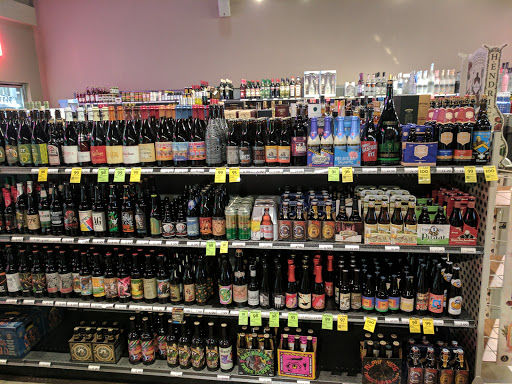 Wine Store «Otter Creek Wine & Spirits», reviews and photos, 250 S Randall Rd, Elgin, IL 60123, USA