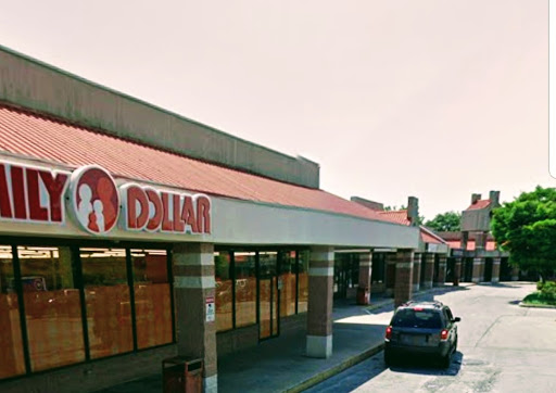 Shopping Mall «Elizabeth Shopping Mall», reviews and photos, 1902 Maryland Ave, Wilmington, DE 19805, USA