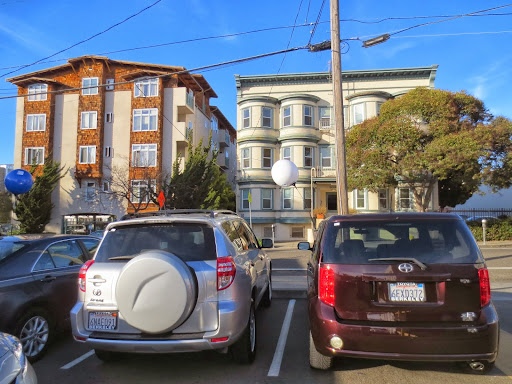 Toyota Dealer «Toyota of Berkeley», reviews and photos, 2400 Shattuck Ave, Berkeley, CA 94704, USA