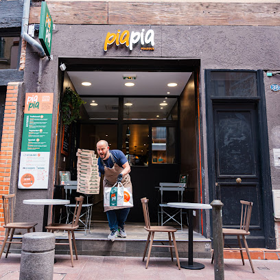 Pia Pia Piadina - Restaurant de piadines à Toulou - 38 Rue des Filatiers, 31000 Toulouse, France