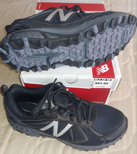 Sporting Goods Store «Big 5 Sporting Goods - La Puente», reviews and photos, 1809 N Hacienda Blvd, La Puente, CA 91744, USA