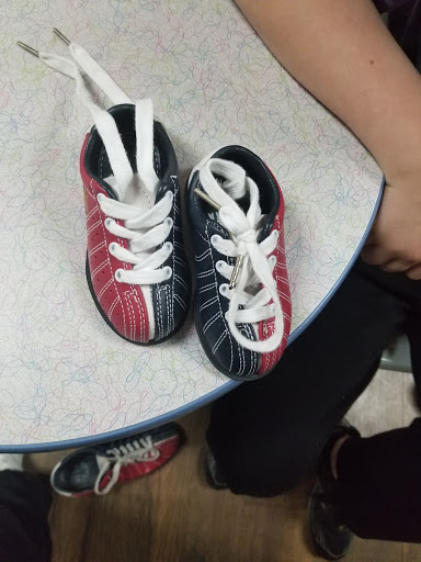 Bowling Alley «Mountain View Lanes», reviews and photos, 150 E Reservoir Rd, Woodstock, VA 22664, USA