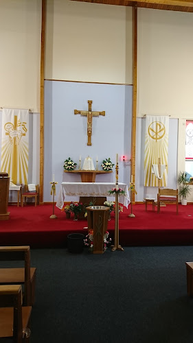 Reviews of St Peter's Catholic Church in Livingston - Church