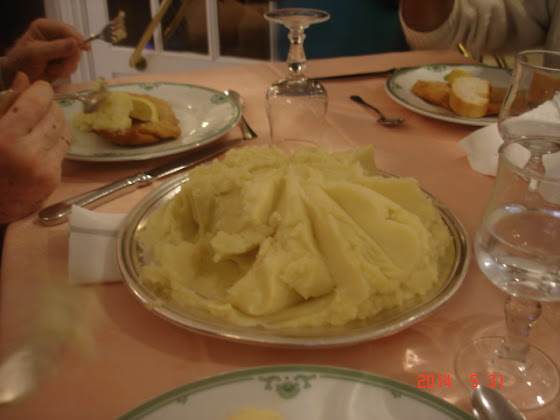 Plats et boissons hôtels Grand Hôtel d'Angleterre 65100 Lourdes
