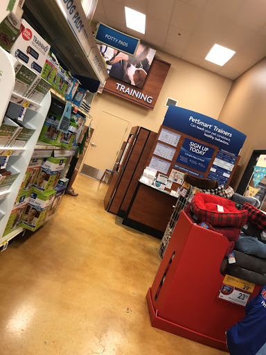 Pet Supply Store «PetSmart», reviews and photos, 1759 Apalachee Pkwy, Tallahassee, FL 32301, USA