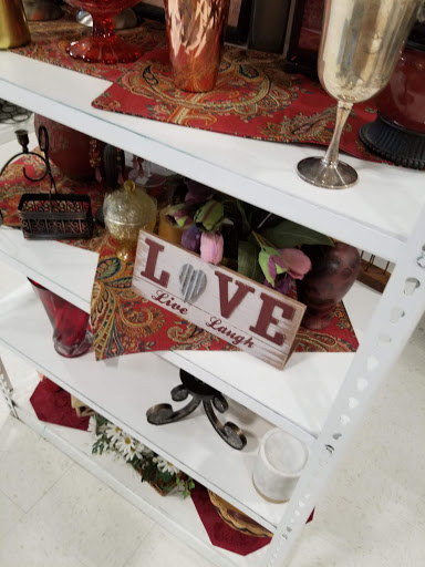 Thrift Store «Goodwill - Blaine: Ulysses Lane NE», reviews and photos, 11701 Ulysses Ln NE, Blaine, MN 55434, USA