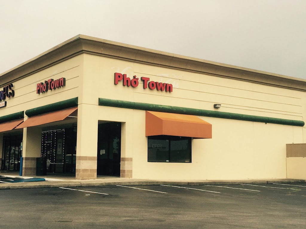 Pho Town 77065