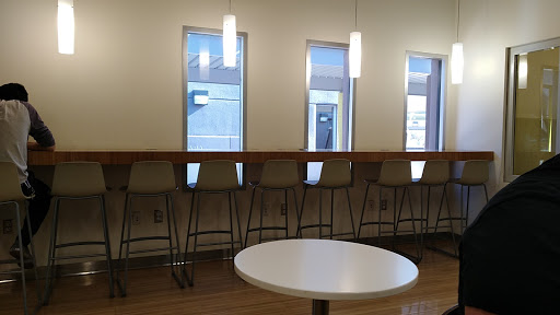 South Mountain Community College Bookstore, 7050 S 24th St, Phoenix, AZ 85042, USA, 