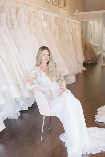 Clothing Alteration Service «Malindy Elene Bridal Boutique», reviews and photos, 2109 W Kennedy Blvd, Tampa, FL 33606, USA