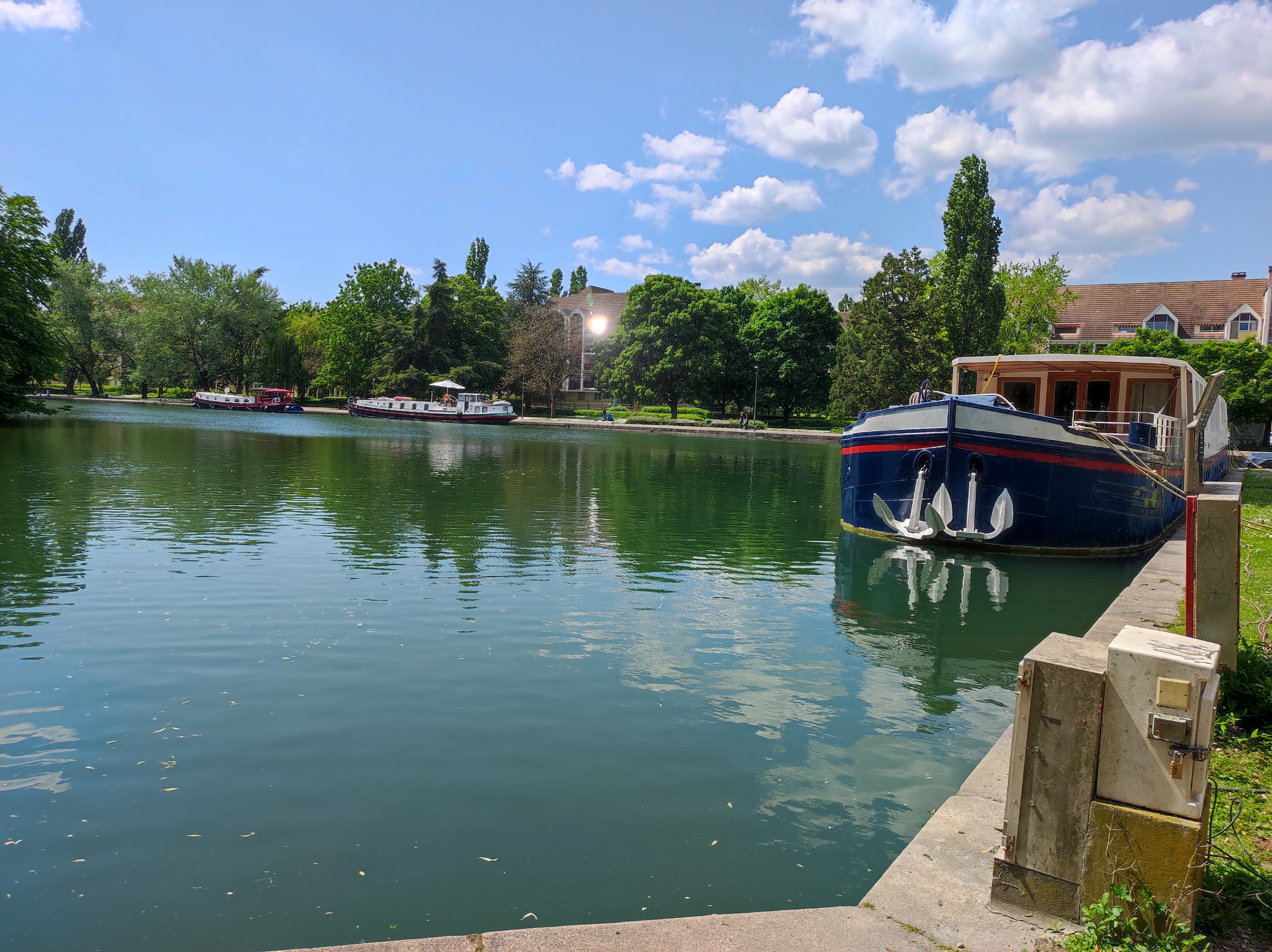 Photo n° 5 de l'avis de Ponyo. fait le 10/05/2022 à 08:35