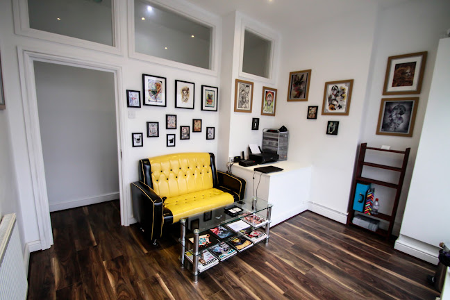 Reviews of Cross The Line Tattoo Studio in London - Tatoo shop