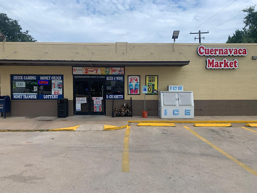 Neighborhood Store, 700 Cuernavaca Dr N, Austin, TX 78733, USA, 