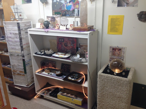 Gift Shop «Cove Crystal Shop», reviews and photos, 510 SE Old Arcadia Rd, Shelton, WA 98584, USA