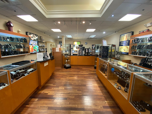 Jewelry Repair Service «Fast-Fix Jewelry and Watch Repair», reviews and photos, 9251 W Atlantic Blvd, Coral Springs, FL 33071, USA