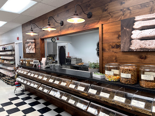 Pet Supply Store «Four Your Paws Only», reviews and photos, 1821 White Mountain Hwy, North Conway, NH 03860, USA