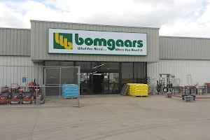 Bomgaars image