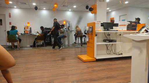 Orange stores Santo Domingo