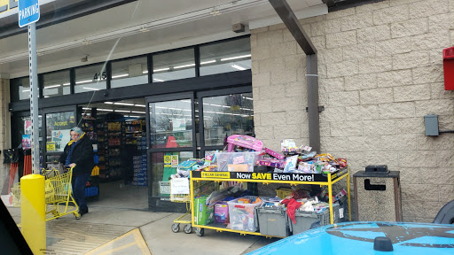 Home Goods Store «Dollar General», reviews and photos, 415 E Pat Rady Way, Bainbridge, IN 46105, USA