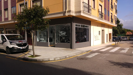 Peluquería Corto y Cambio en Baiona, Pontevedra