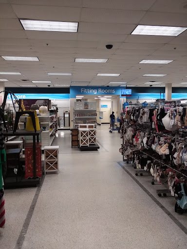 Clothing Store «Ross Dress for Less», reviews and photos, 1850 Evans Rd, Melbourne, FL 32904, USA