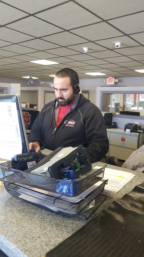 Used Auto Parts Store «Elgin Super Auto Parts», reviews and photos, 270 Willard Ave, Elgin, IL 60120, USA