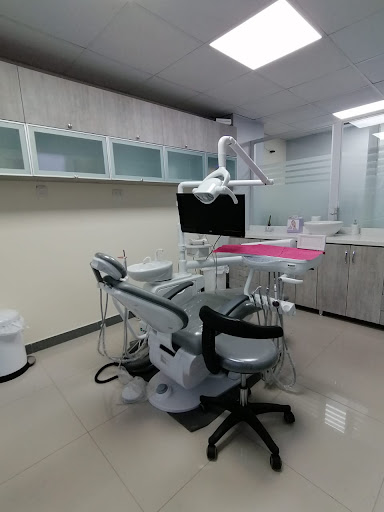 Mantaro Clinica Dental
