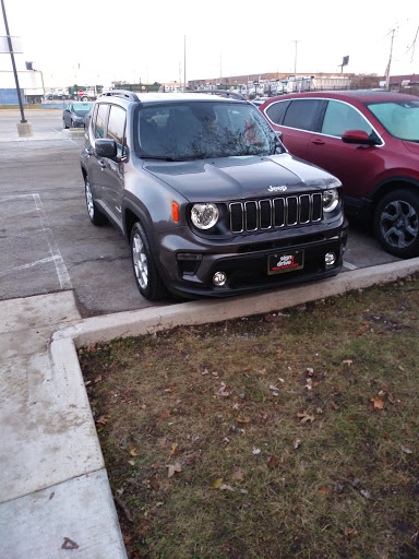 Car Dealer «South Chicago Dodge Chrysler Jeep», reviews and photos, 7340 S Western Ave, Chicago, IL 60636, USA