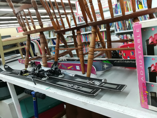 Thrift Store «Savers», reviews and photos, 1545 Parkmoor Ave, San Jose, CA 95128, USA