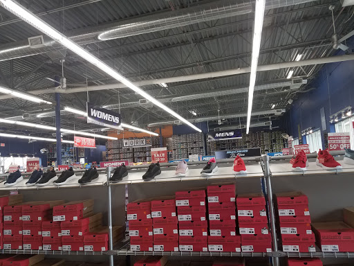 Shoe Store «SKECHERS Factory Outlet», reviews and photos, 5443 S Redwood Rd, Taylorsville, UT 84123, USA