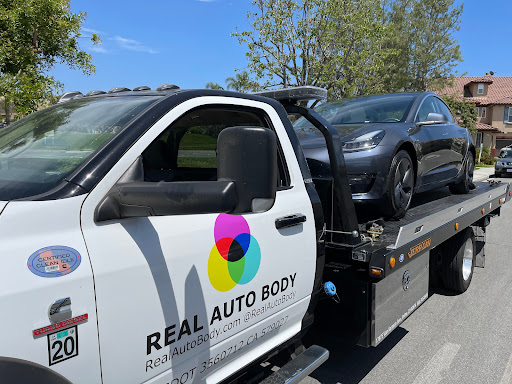 Real Auto Body image