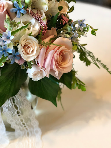 Florist «Homegrown Floral Gifts», reviews and photos, 110 Wall St, Loveland, OH 45140, USA