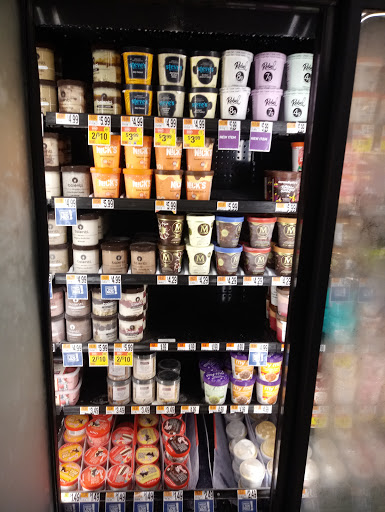 Grocery Store «Giant Food», reviews and photos, 7940 Crain Hwy, Glen Burnie, MD 21061, USA