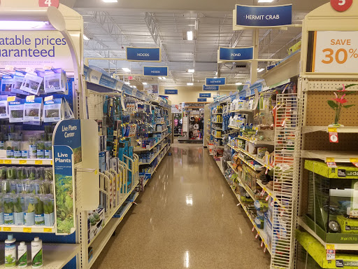 Pet Supply Store «PetSmart», reviews and photos, 1203 N Landing Way, Renton, WA 98057, USA