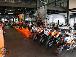 Sirichai Motorsales LOPBURI บริษัท ศิริชัยมอเตอร์เซลส์ จำกัด ลพบุรี