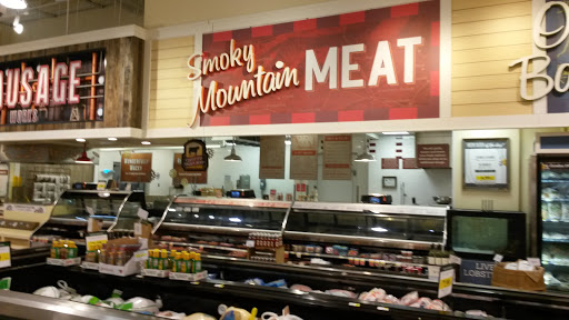 Grocery Store «Lowes Foods on Strickland Road», reviews and photos, 9600 Strickland Rd, Raleigh, NC 27615, USA