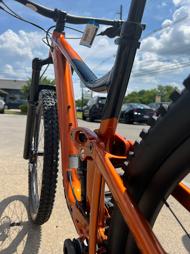 Bicycle Store «Middletown Cycling & Fitness», reviews and photos, 11519 Shelbyville Rd, Louisville, KY 40243, USA