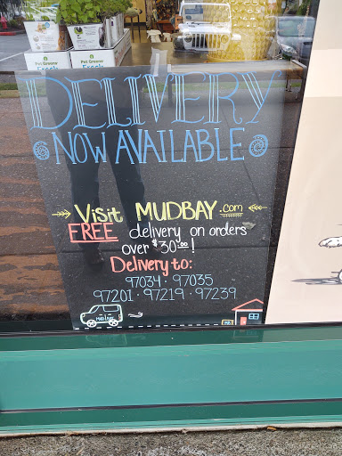 Pet Supply Store «Mud Bay», reviews and photos, 3 Monroe Pkwy, Lake Oswego, OR 97035, USA
