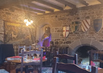 Atmosphère du Restaurant français La Table Ronde à Dol-de-Bretagne - n°19