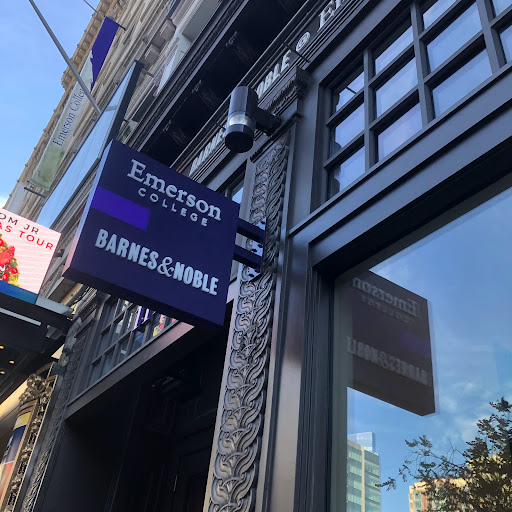 Book Store «Barnes & Noble Emerson College», reviews and photos, 114 Boylston St, Boston, MA 02116, USA
