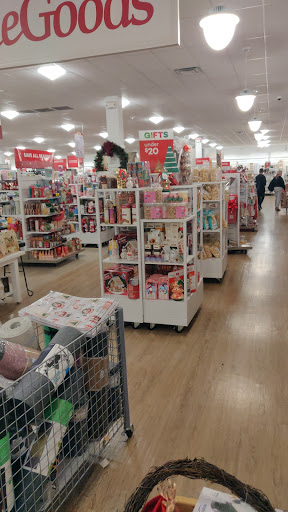 Department Store «Marshalls & HomeGoods», reviews and photos, 311 Costco Way, St Peters, MO 63376, USA