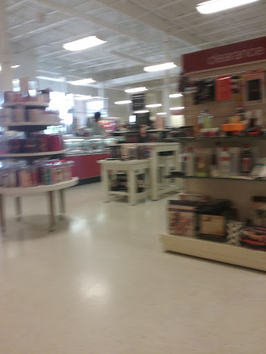 Department Store «T.J. Maxx», reviews and photos, 2421 Cranberry Hwy #200, Wareham, MA 02571, USA