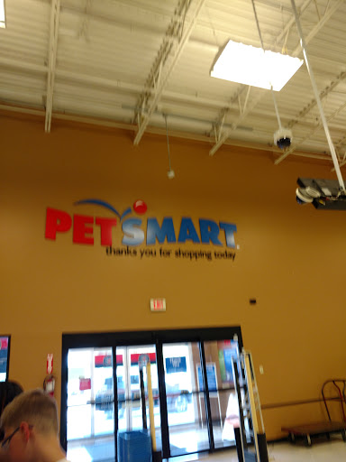 Pet Supply Store «PetSmart», reviews and photos, 1945 Pavilion Way, Lexington, KY 40509, USA