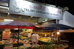 เจ๊สาว ผลไม้,Fruit market image