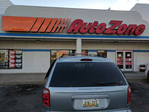 Auto Parts Store «AutoZone», reviews and photos, 24019 Dequindre Rd, Hazel Park, MI 48030, USA