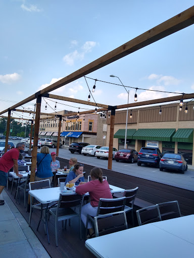 Shopping Mall «Brookside shopping area», reviews and photos, W Meyer Blvd, Kansas City, MO 64113, USA