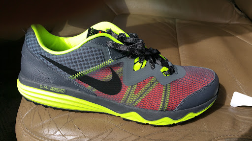 Shoe Store «Nike Factory Store», reviews and photos, 2692 Madison Rd, Cincinnati, OH 45208, USA